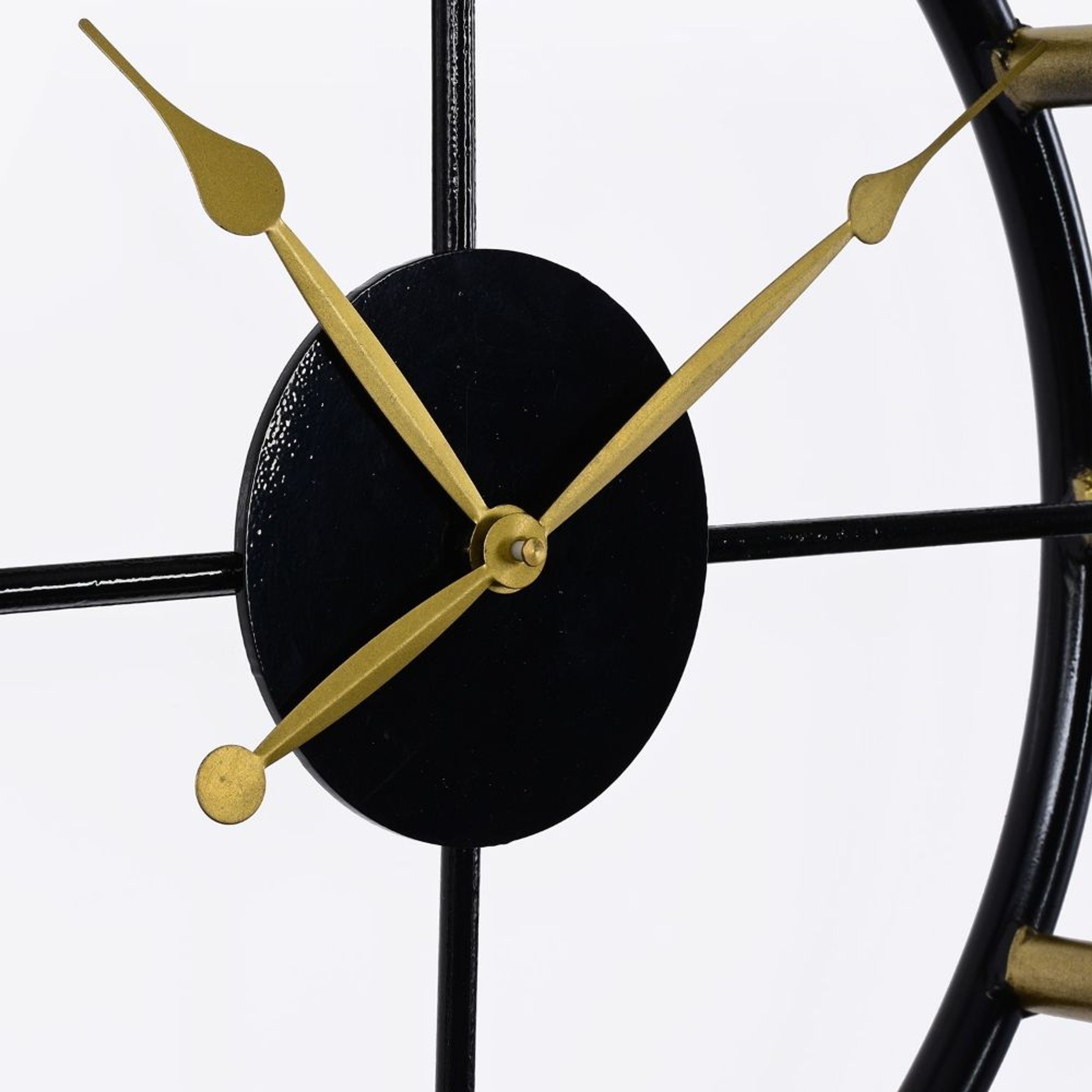img/decor/wall clock/Hoople/4.jpg